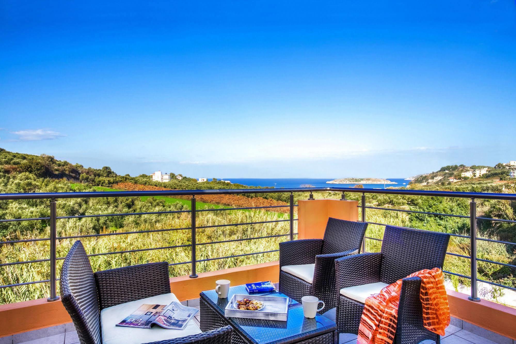 Cyan Icons Villas Tsivaras Bagian luar foto
