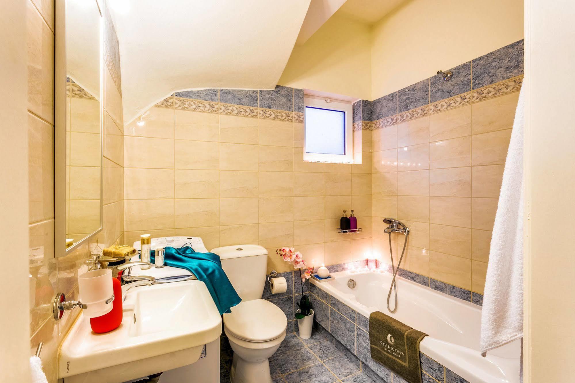 Cyan Icons Villas Tsivaras Bagian luar foto